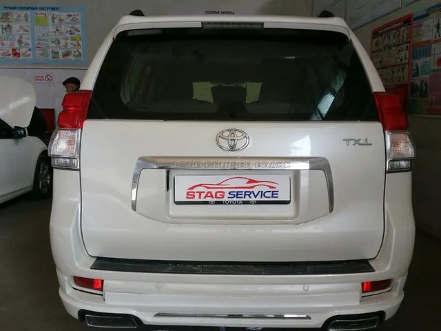 Toyota Land Cruiser Prado TX-L: Внешний вид