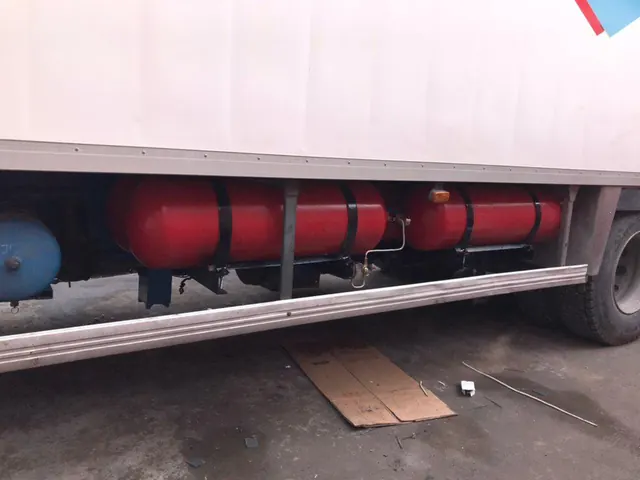 Volvo FM7 — газодизель: Баллон